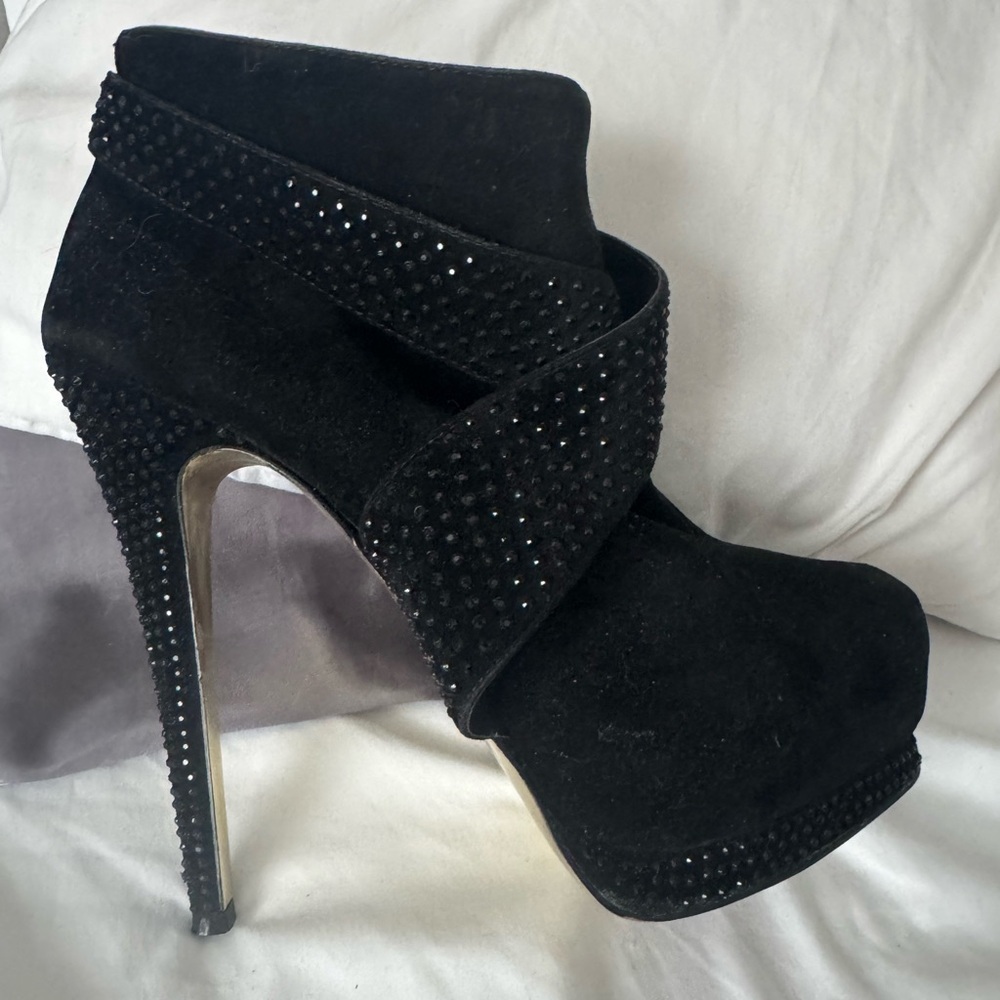 Farfetch black suede like platform ankle boots
Pre owned